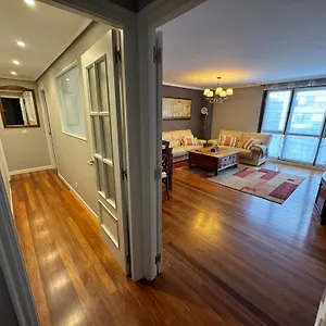 Sunny Apartment, Near Coast. Lejona